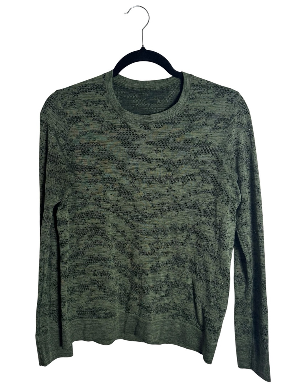 Lululemon Swiftly Breathe Long Sleeve Dot Scape Rainforest Green Camo Shirt